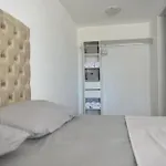 Uppolis με θέα τα νησιά * Ano Syros