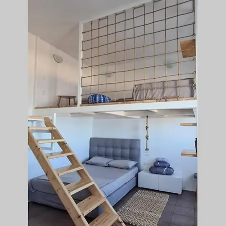 Uppolis με θέα τα νησιά Semesterbostad *