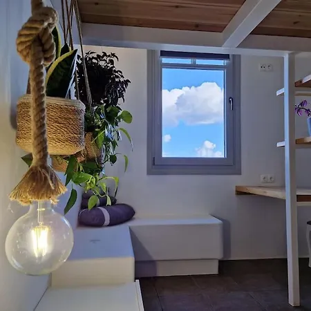 Uppolis με θέα τα νησιά *