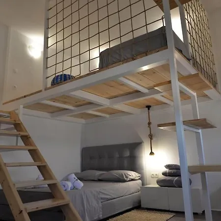 Uppolis με θέα τα νησιά *