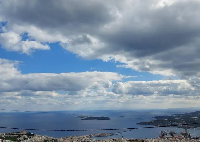 Uppolis με θέα τα νησιά